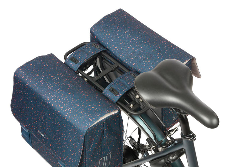 Load image into Gallery viewer, 18414 Basil Flair double bicycle bag navy_7-medium