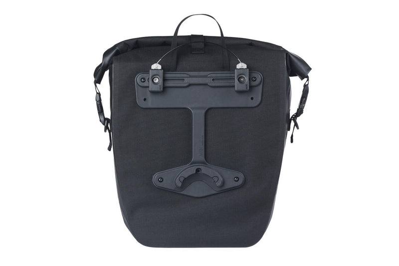 Load image into Gallery viewer, 18259 Basil Navigator Waterproof L MIK studs singl