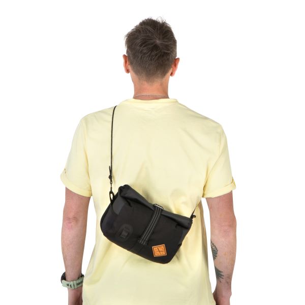 Load image into Gallery viewer, rolltop-canister-bag10