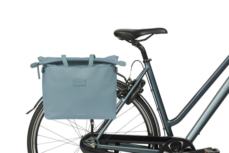 Load image into Gallery viewer, 18452 Basil Manhattan commuter office bicycle bag