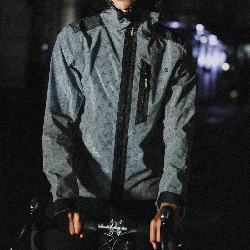 Load image into Gallery viewer, Proviz Reflect360+ Apex Women's Cycling Jacket Detail 5