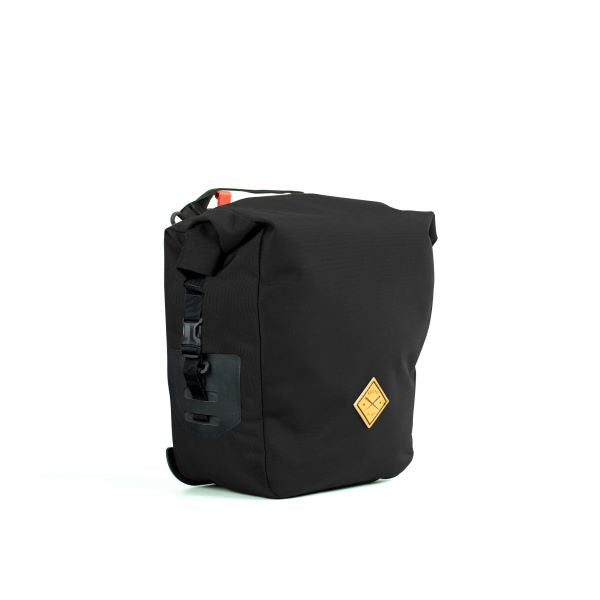 Load image into Gallery viewer, 00_Panniers16_13L tn