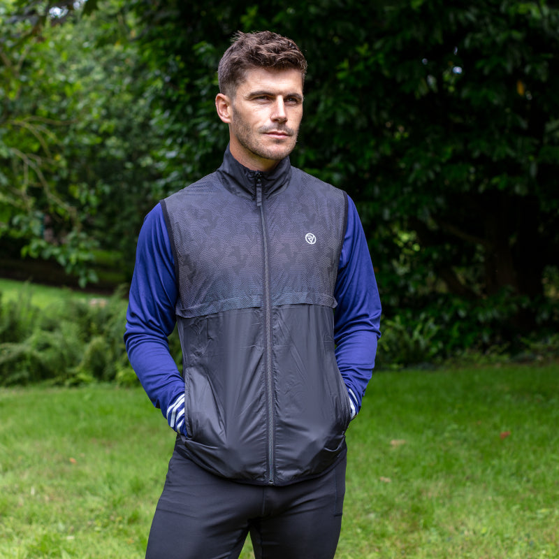 Load image into Gallery viewer, Proviz Reflect360 Explorer Men's Running Gilet - Use