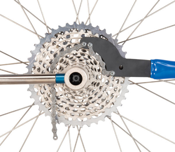 Load image into Gallery viewer, K-SR-2.3 SPROCKET REMOVER-CHAIN WHIP IN USE