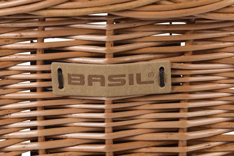 Load image into Gallery viewer, basil-bremen-wicker-kf-bicycle-basket-front-nature