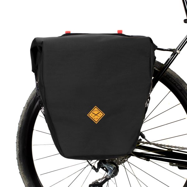 Load image into Gallery viewer, 00_Panniers_22L Tn