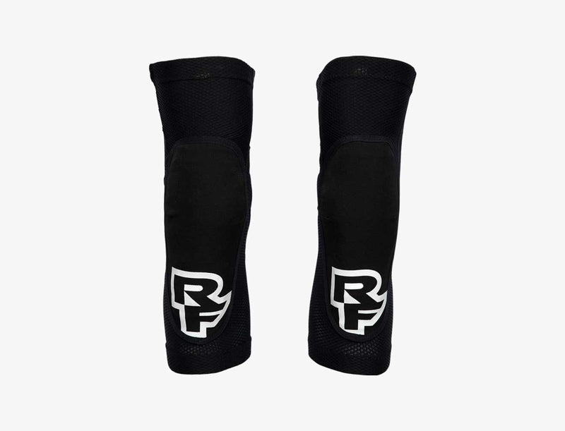 Load image into Gallery viewer, covert-knee-stealth-mens-cardproduct-3x-1320x1008-