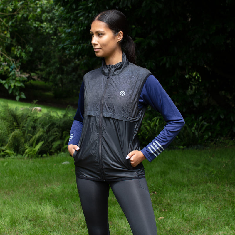 Load image into Gallery viewer, Proviz Reflect360 Explorer Women's Running Gilet - Use