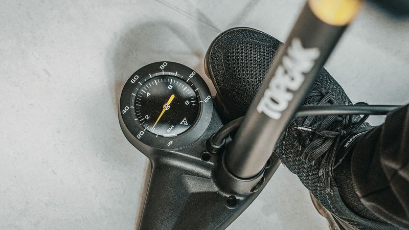 Load image into Gallery viewer, Topeak Joeblow Urban EX 60psi