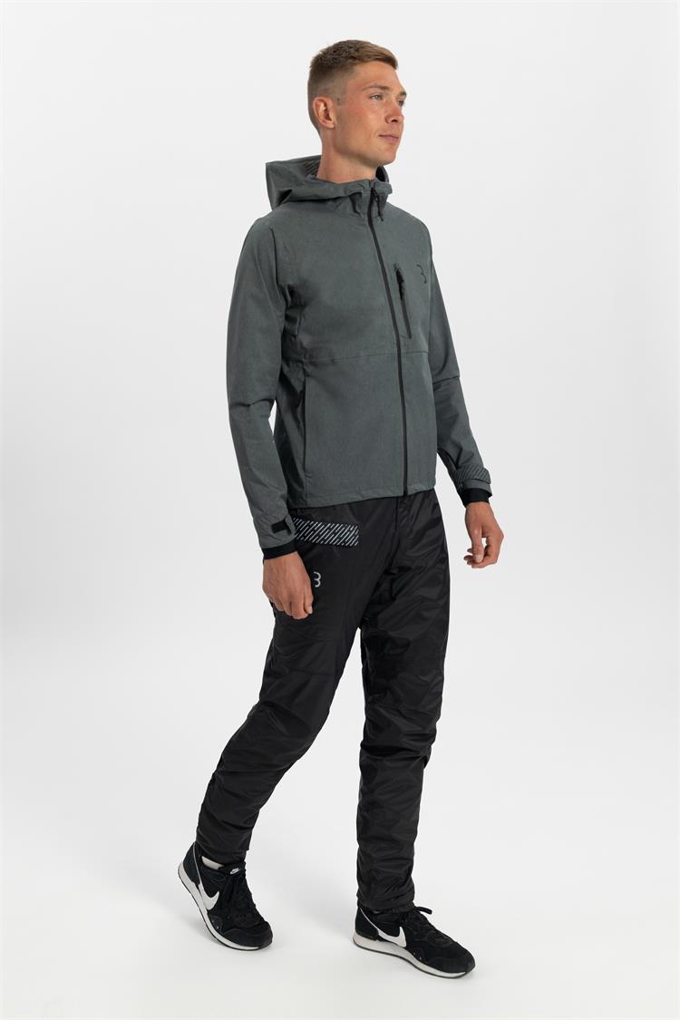 Load image into Gallery viewer, BBW-449_Rainshield_black_model-look
