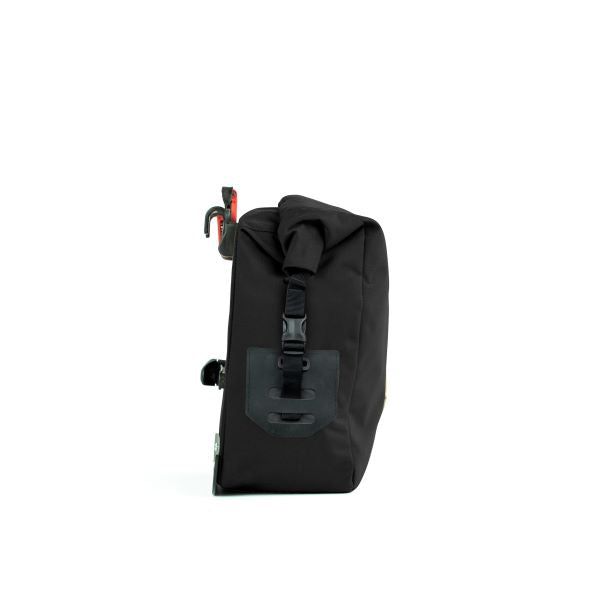 Load image into Gallery viewer, 00_Panniers17_13L tn