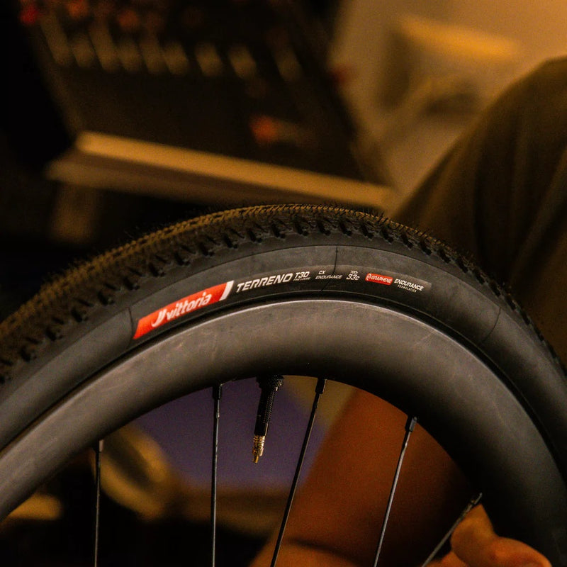 Load image into Gallery viewer, terreno-T30-fineloose-CX-endurance-06_1
