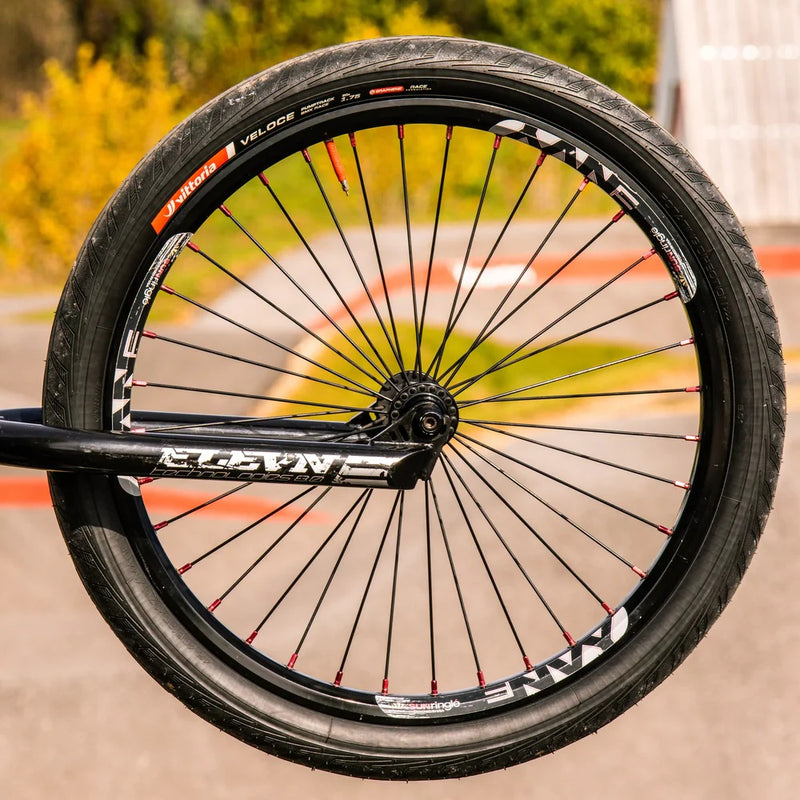 Load image into Gallery viewer, veloce-bmx-tire-06
