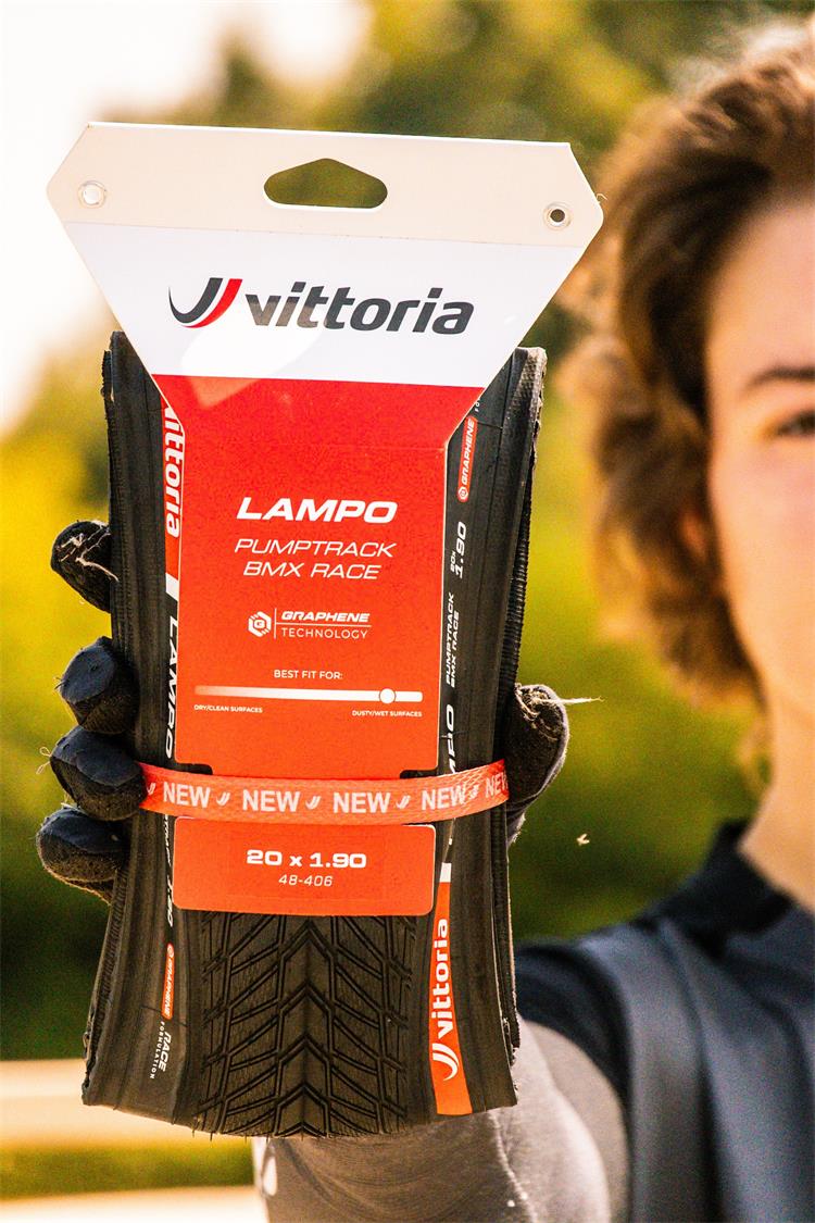 Load image into Gallery viewer, Lampo BMX Tire (60)
