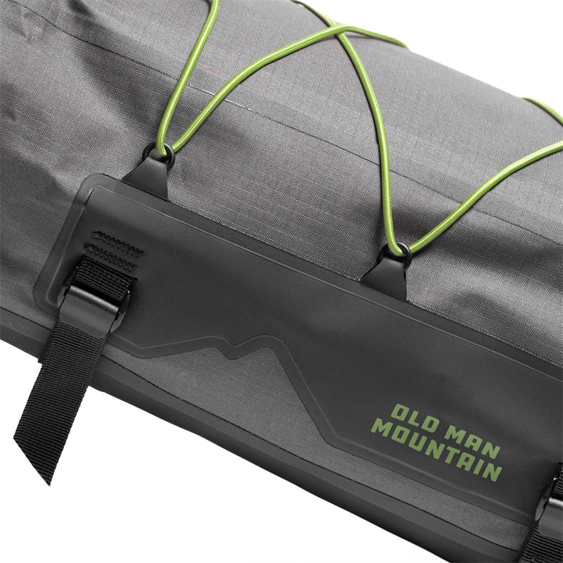Load image into Gallery viewer, Atlas Bag Detail 4
