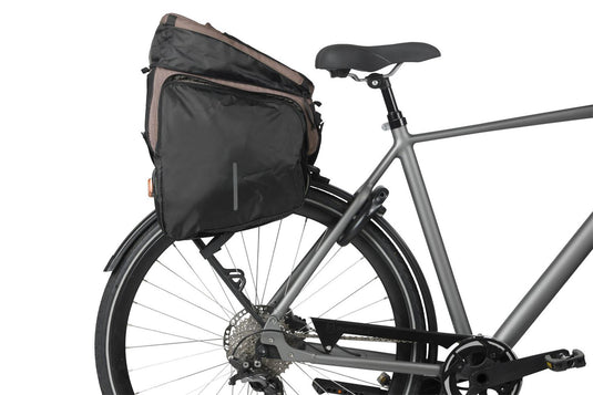 18437 Basil Move trunkbag brown_11-medium