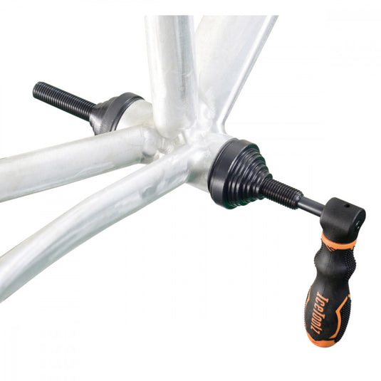 IceToolz Headset & BB Cup Press Tool - Use 2