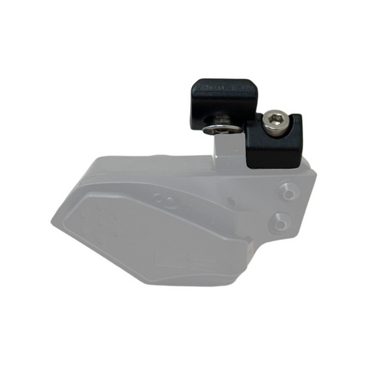 P5749 tn
