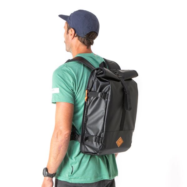 Load image into Gallery viewer, Rolltop Backpacks 22L10  tn
