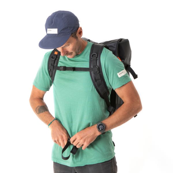 Load image into Gallery viewer, Rolltop Backpacks 40L9 tn
