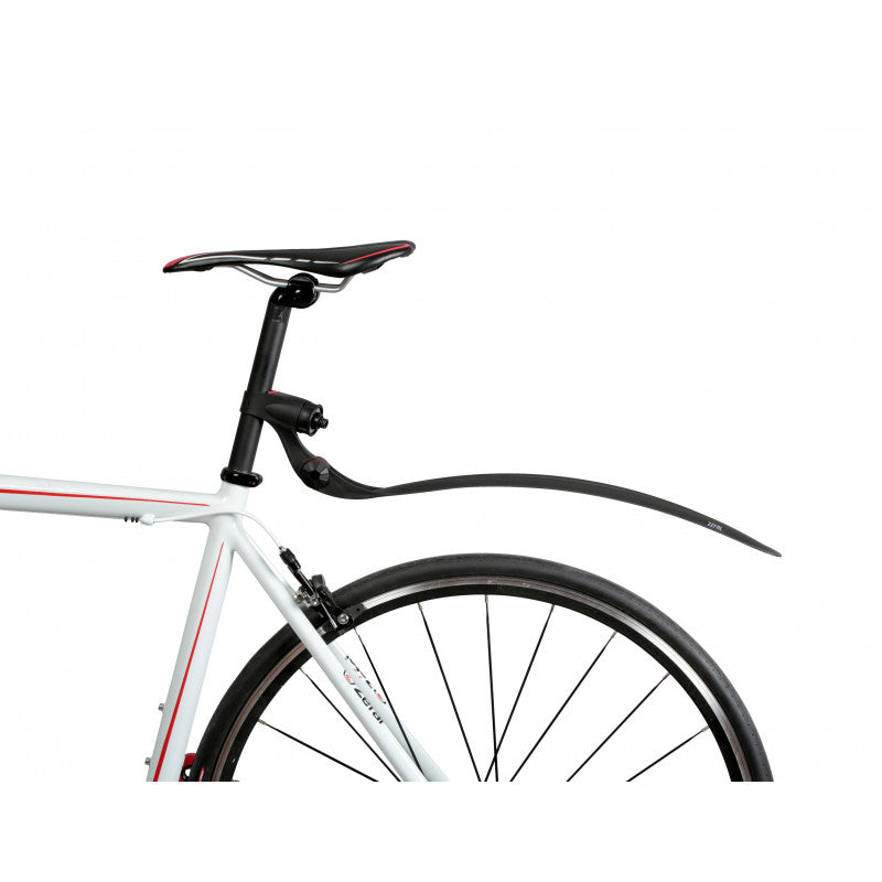 Load image into Gallery viewer, Zefal Swan-R Road Rear Mudguard - Fitted
