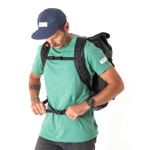 Load image into Gallery viewer, Rolltop Backpacks 22L9  tn
