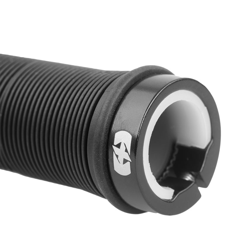 Load image into Gallery viewer, Oxford Driver Lock-On Grips Black - Close Up
