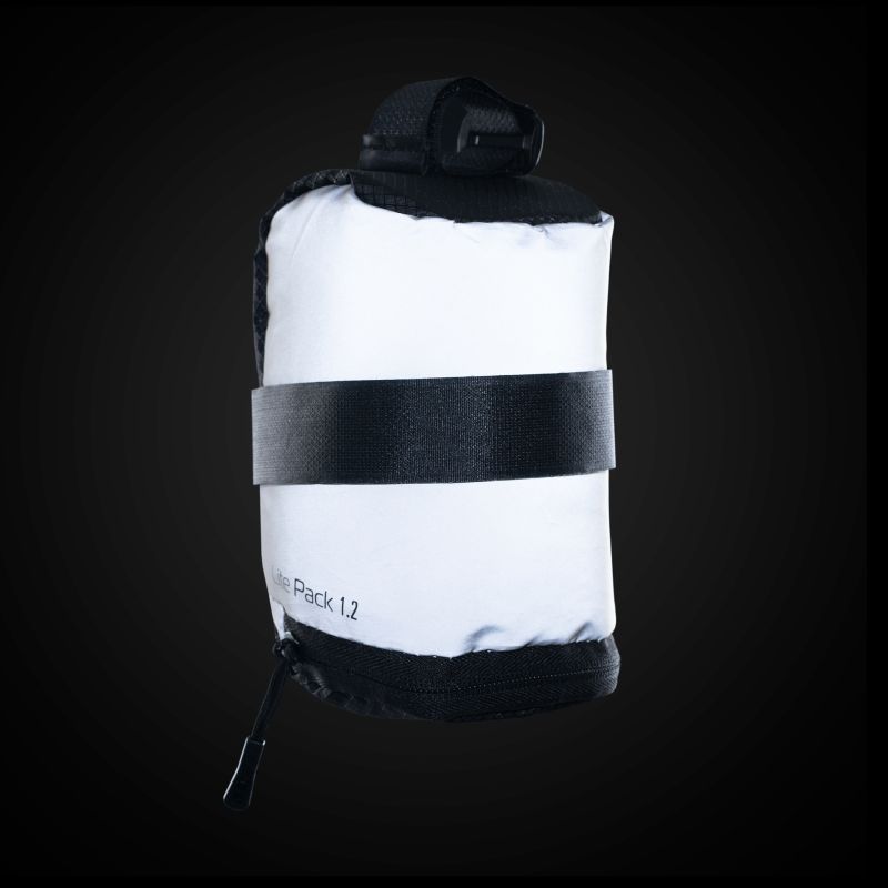 Load image into Gallery viewer, Oxford Lite Pack 1.2L - 6
