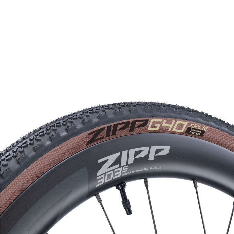 Load image into Gallery viewer, Zipp G40 Tyre angle 1

